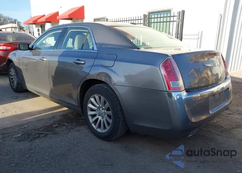 2012 Chrysler 300 из США, поврежденный, VIN 2C3CCAAG7CH202649